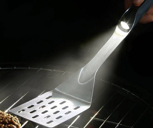 Flashlight Grilling Spatula - //coolthings.us