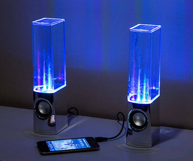 Dancing Water Speakers - coolthings.us