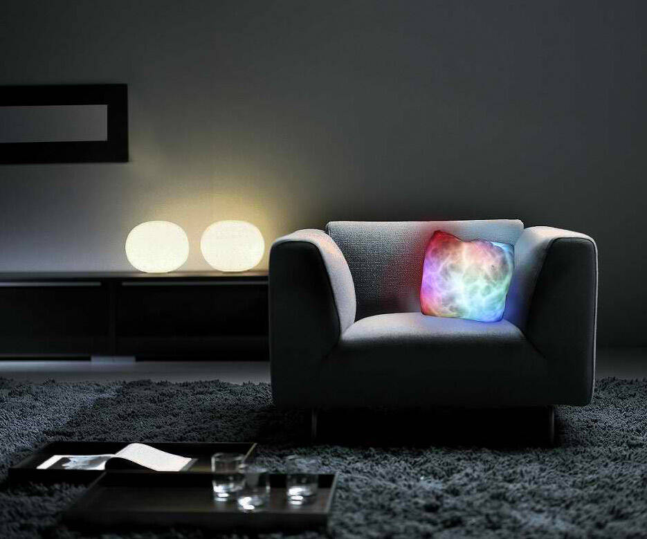 Groovy Color Changing Pillow - coolthings.us