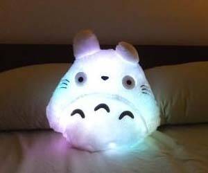 Light Up Totoro Plushie - coolthings.us