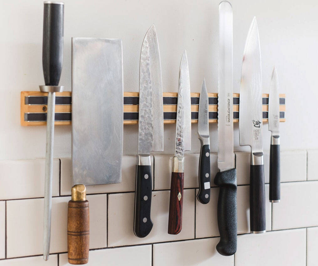 Magnetic Kitchen Knife Holder - //coolthings.us