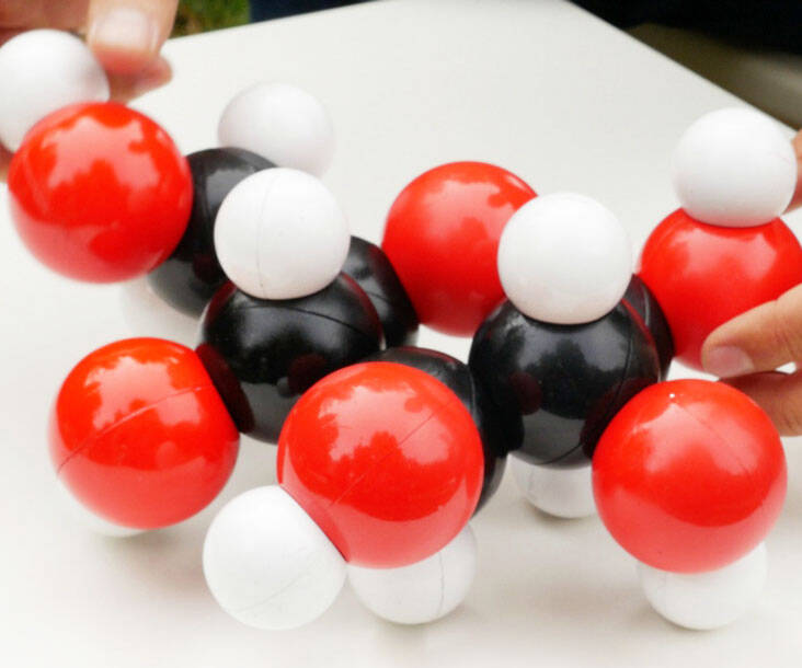 Magnetic Molecular Modeling Kit