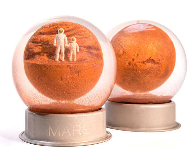 Mars Dust Globe - //coolthings.us