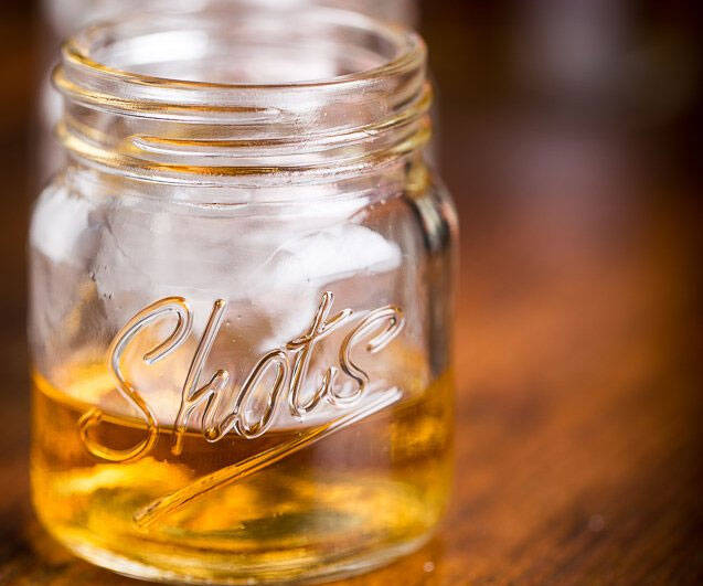 Mason Jar Shot Glasses - //coolthings.us