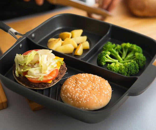 The Multi-Sectional Meal Skillet - //coolthings.us