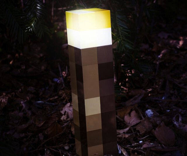 Minecraft Torch - //coolthings.us