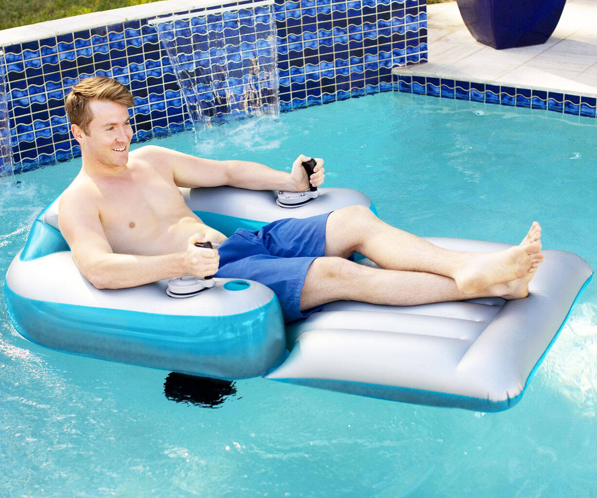 Motorized Pool Lounger