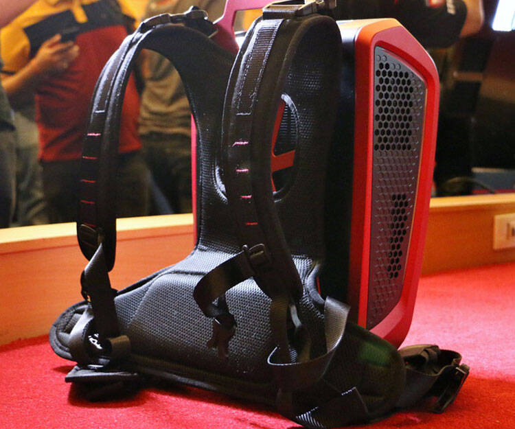 Virtual Reality Backpack PC - coolthings.us