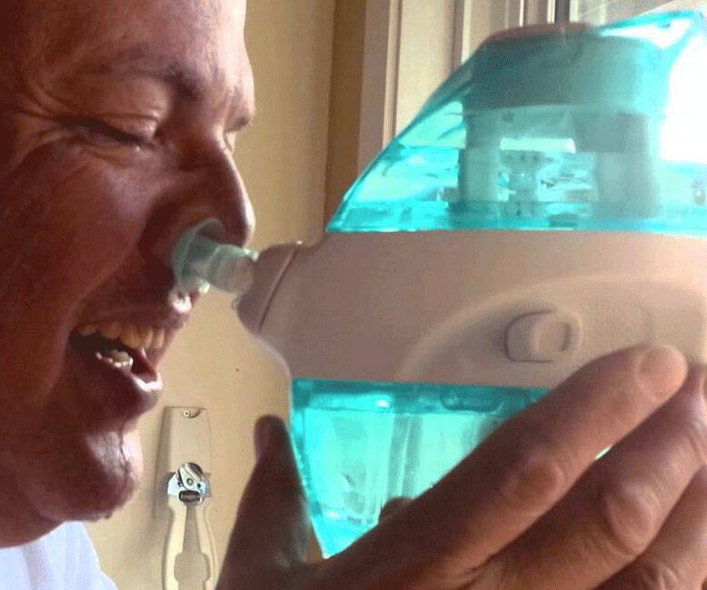 Navage Nasal Irrigation System - //coolthings.us