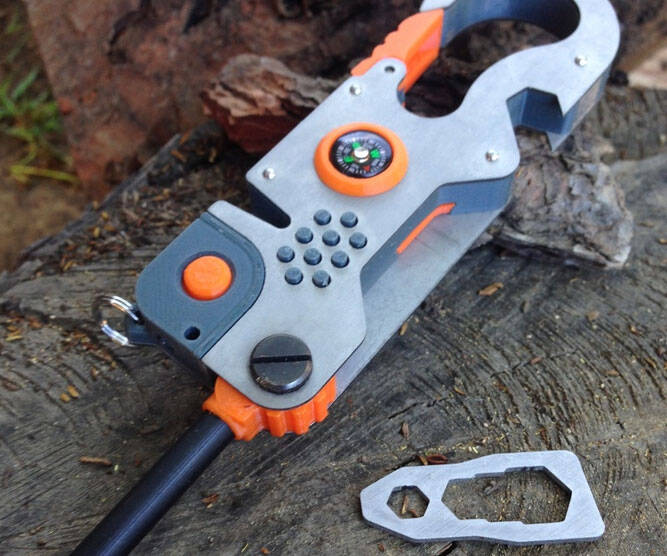 Nomad Survival Multi-Tool - coolthings.us