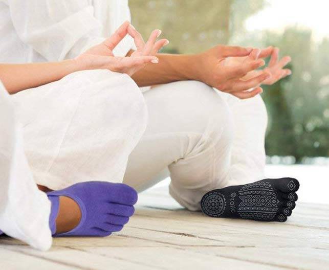 Non-Slip Yoga Socks - //coolthings.us