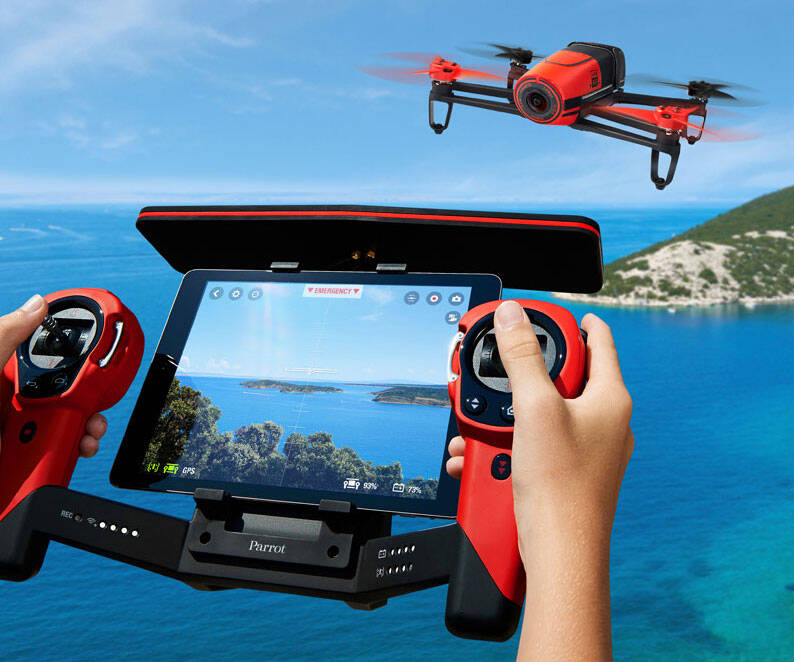 Remote Control Camera Quadrocopter - //coolthings.us