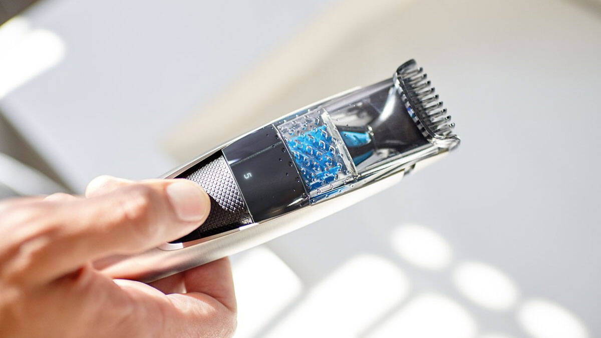 Philips Norelco Vaccuum Beard Trimmer - //coolthings.us