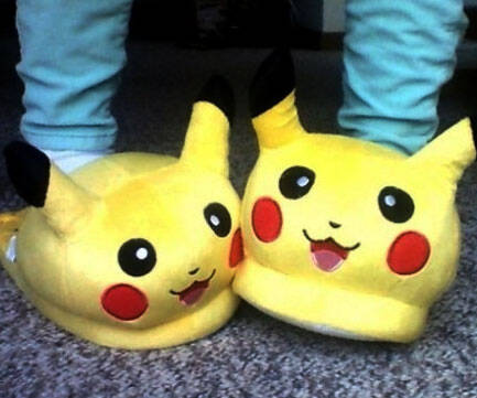 Pikachu Slippers - coolthings.us