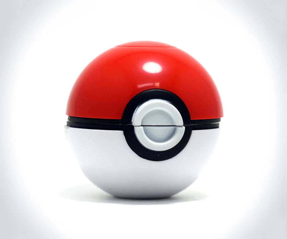 Poke-Ball Grinder - coolthings.us