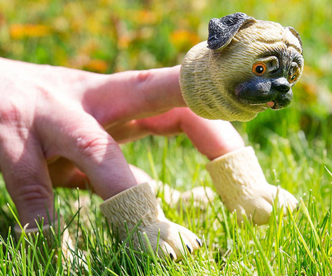 Pug Finger Puppet - http://coolthings.us