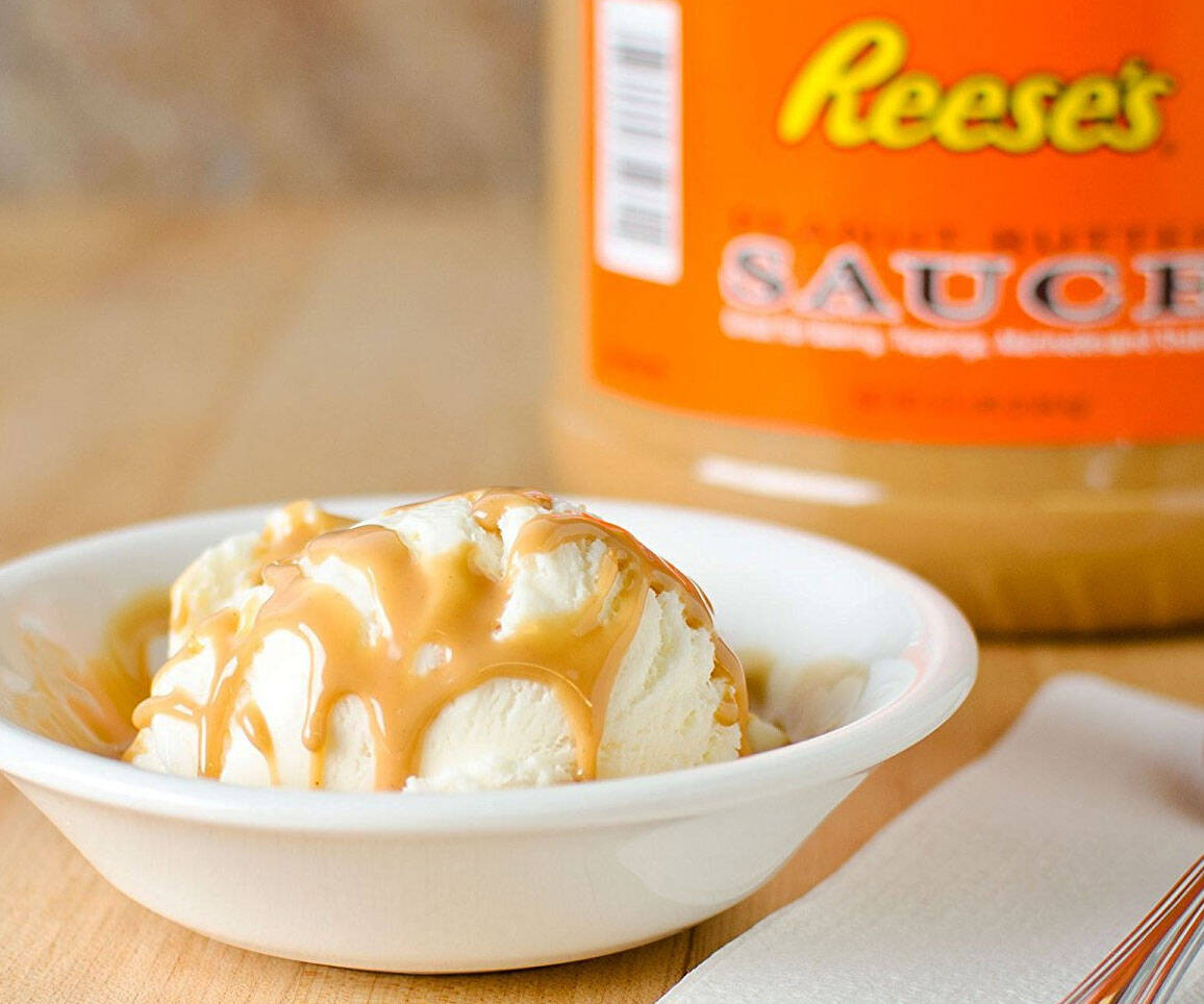 Reese's Peanut Butter Sauce - //coolthings.us