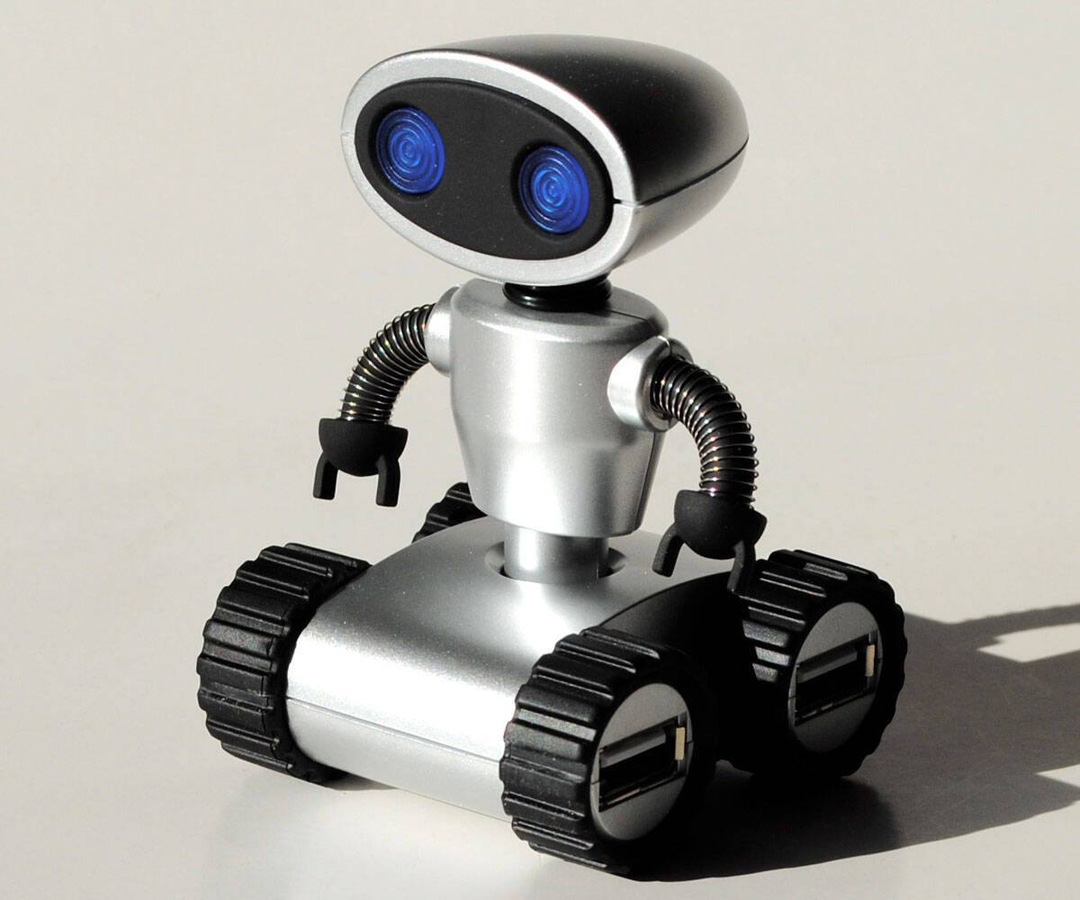 Robot USB Hub - http://coolthings.us