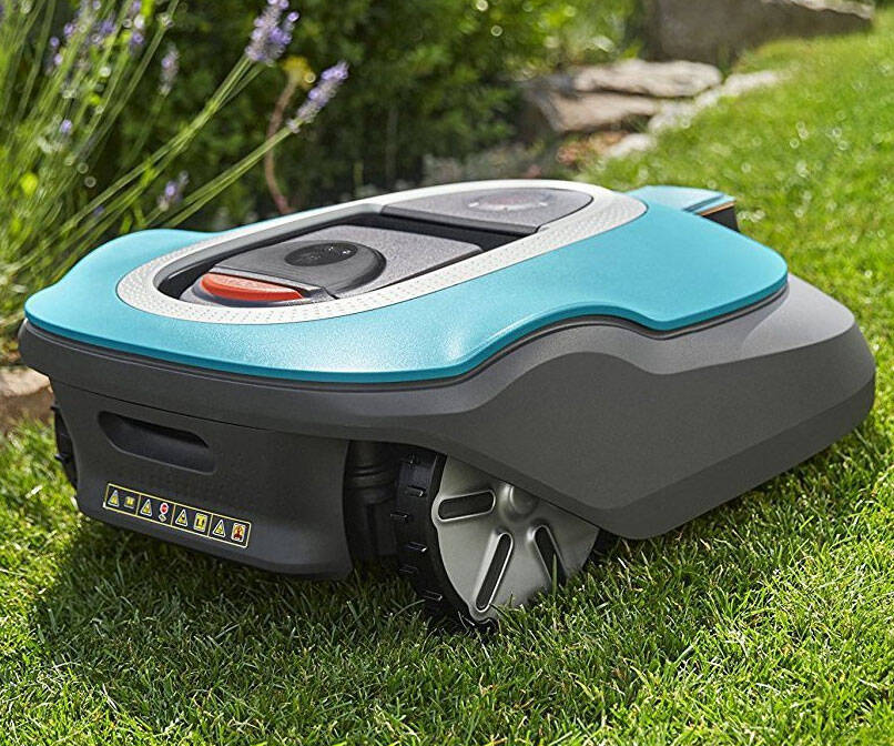 Robotic Lawnmower - coolthings.us