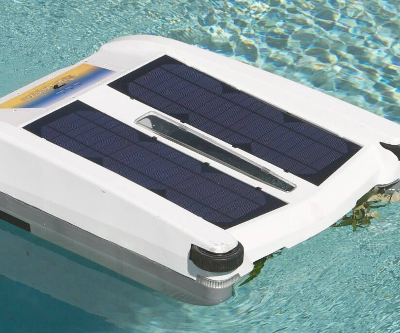 Robotic Solar Powered Pool Skimmer - coolthings.us