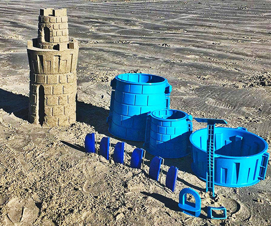 Sand & Snow Castle Building Set - http://coolthings.us