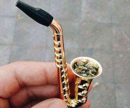 Saxophone Pipe - //coolthings.us