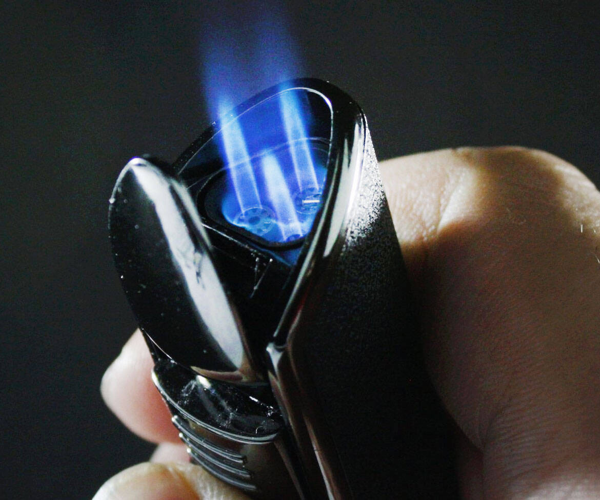 Triple Jet Flame Butane Torch Lighter - //coolthings.us
