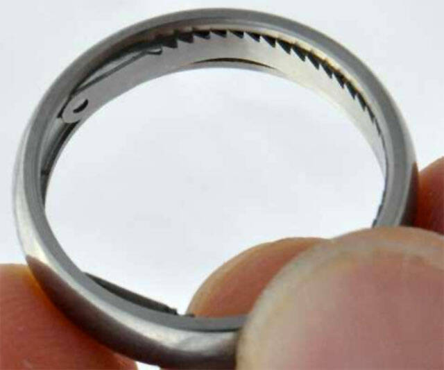 Shomer-Tec Titanium Escape Ring