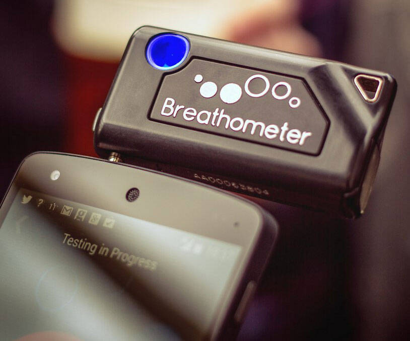 Smartphone Breathalyzer - coolthings.us