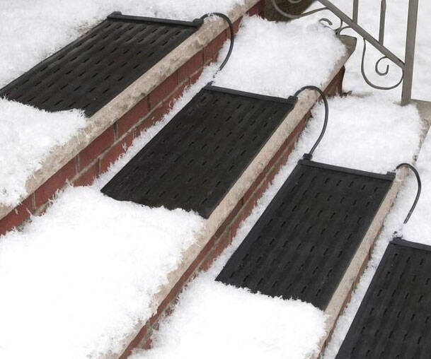 Snow-Melting Stair Mat - //coolthings.us