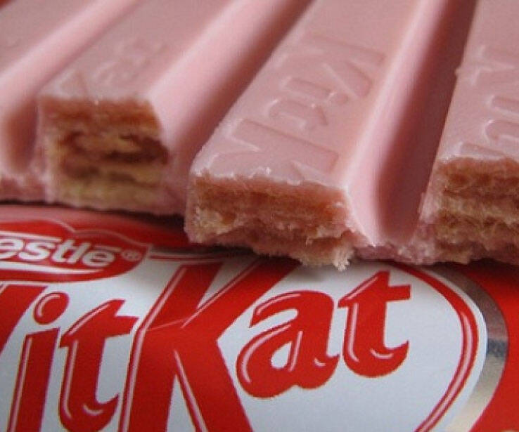Strawberry Kit Kat Bar - coolthings.us
