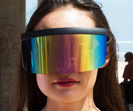 Futuristic Oversize Visor Sunglasses - //coolthings.us