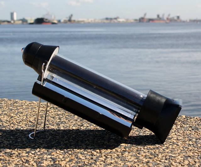 SunRocket Solar Kettle - Boil Water with Sunlight