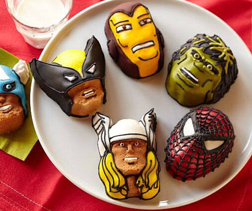 Superhero Mini Cake Molds - coolthings.us