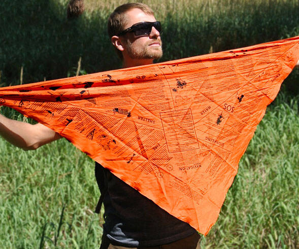 The Survival Bandana - http://coolthings.us