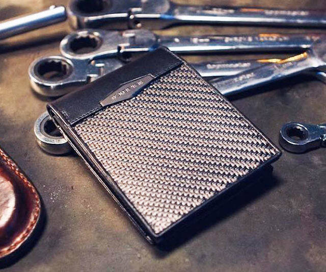 Tactical Carbon Fiber Wallets - coolthings.us