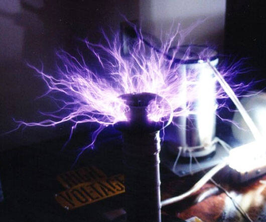 50,000 Volt Tesla Coil - coolthings.us