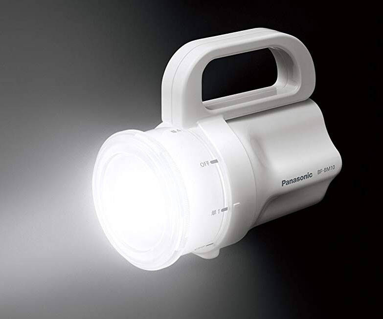 The Flashlight That Runs On Any Battery - coolthings.us