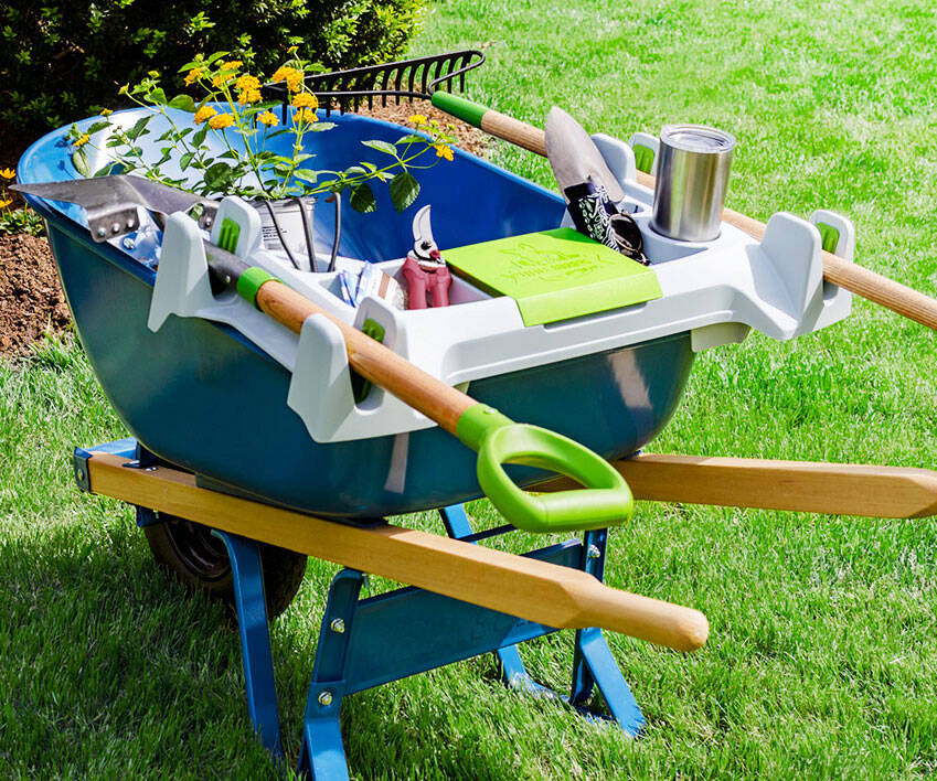 Wheelbarrow Garden Tray - //coolthings.us