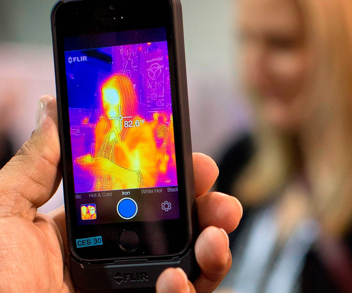Smartphone Thermal Imaging Device - coolthings.us