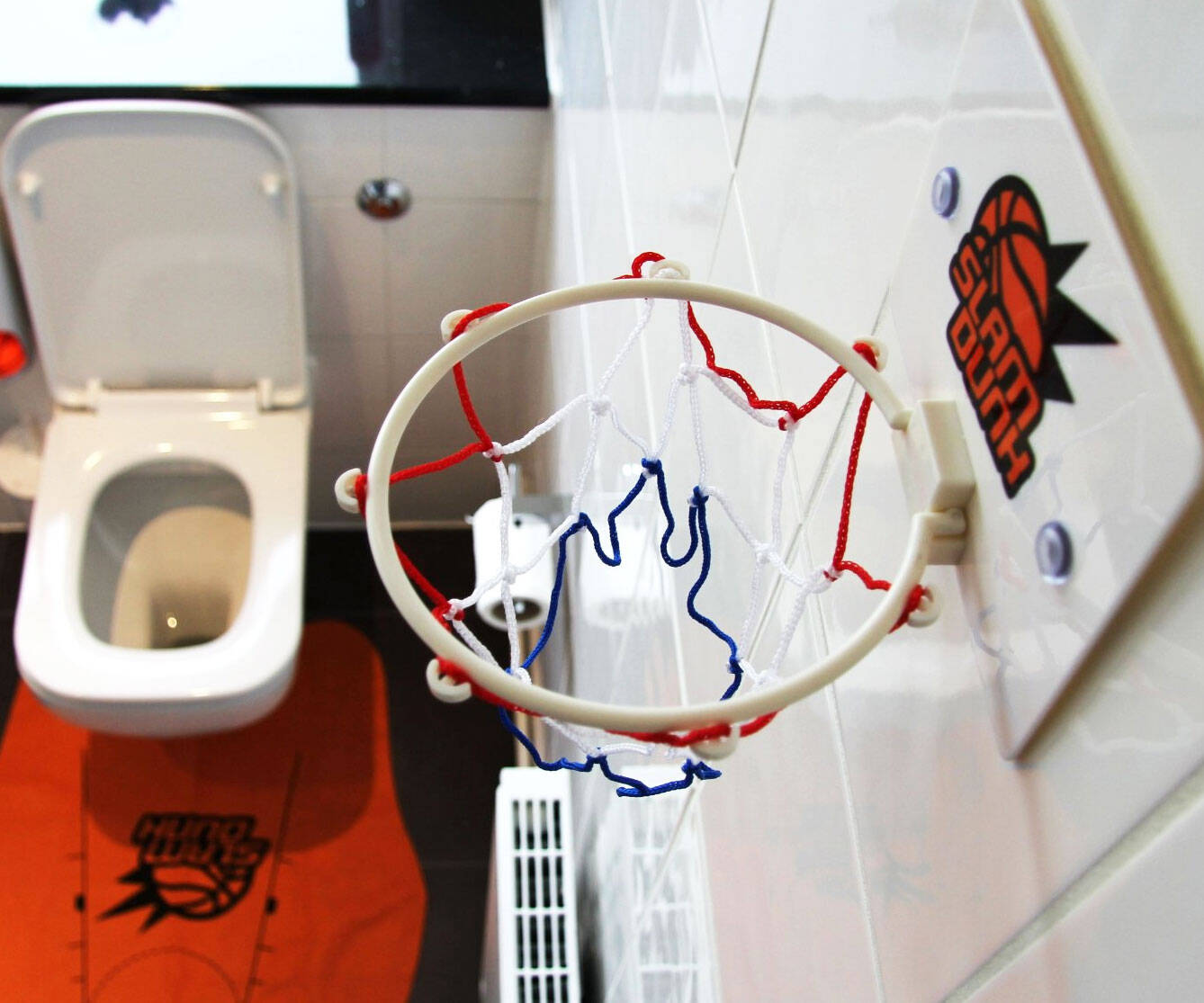 Toilet Basketball Set - //coolthings.us