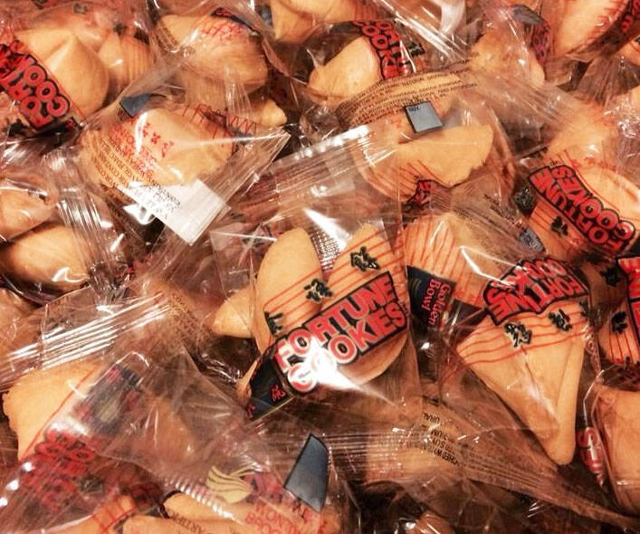 Big Box Of Fortune Cookies - //coolthings.us