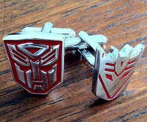 Transformers Autobot Cufflinks - coolthings.us