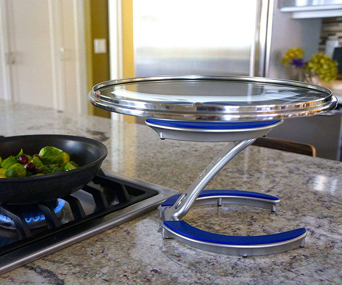Trivae 4-in-1 Kitchen Tool - http://coolthings.us