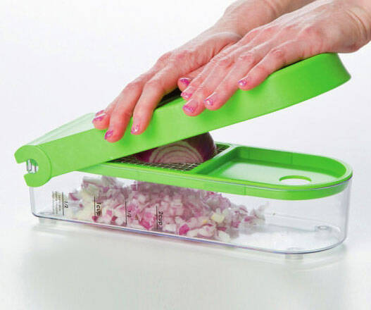 Fruit & Vegetable Chopping Container - //coolthings.us