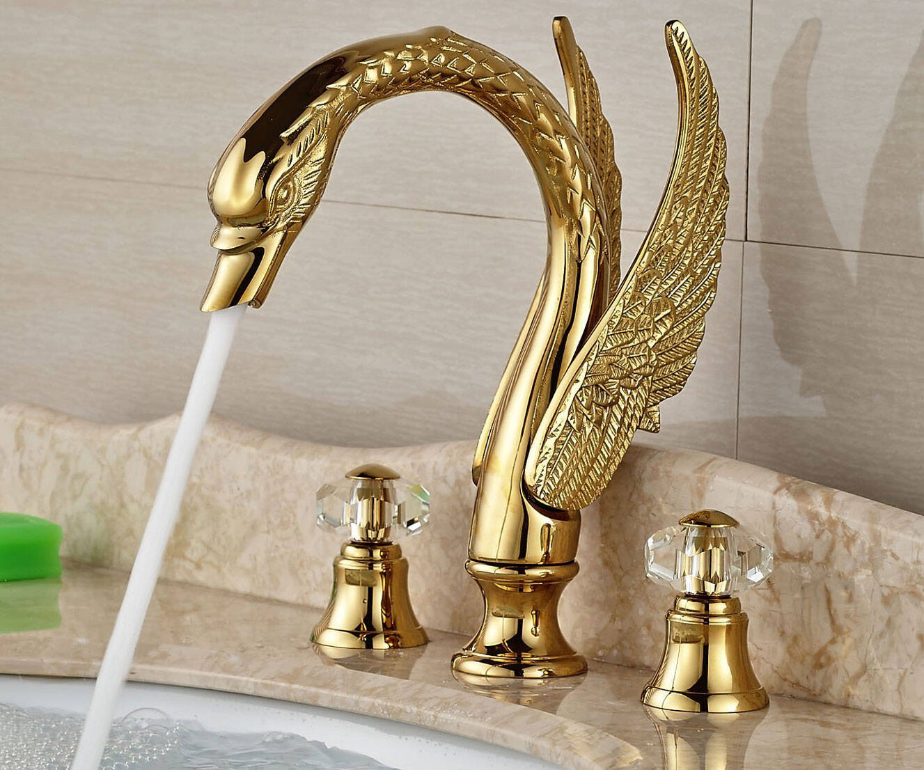 Vomiting Swan Faucet - //coolthings.us