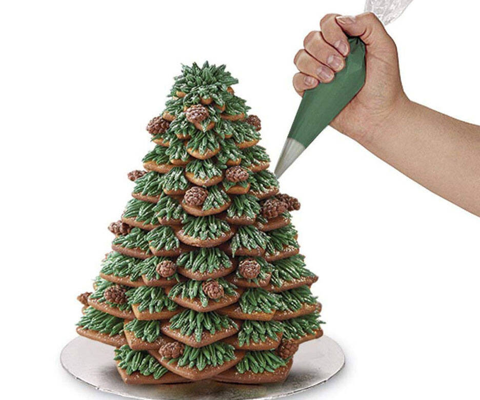 Gingerbread Cookie Tree Cutter Set - coolthings.us