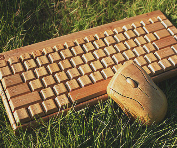 Wireless Wooden Keyboard & Mouse - coolthings.us