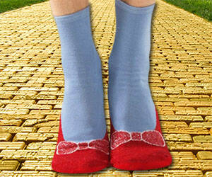 Wizard Of Oz Red Slipper Socks - coolthings.us
