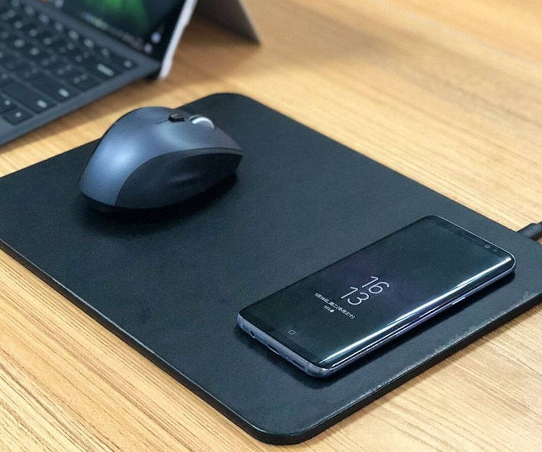 Wireless Charging Mouse Pad